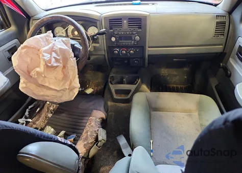 2005 Dodge Dakota Quad z USA, uszkodzony, nr VIN 1D7HW28KX5S331124